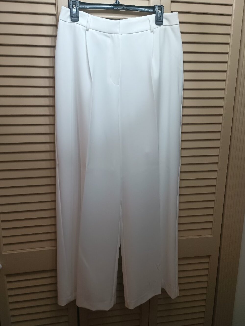Vince Camuto Wide Leg White Pleated Pants Women's Size 8